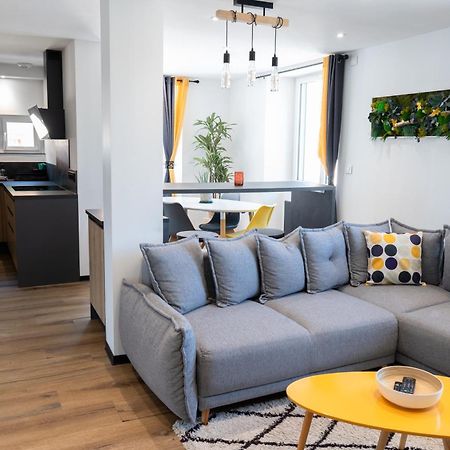 Appartement Centre De Sisteron Bagian luar foto